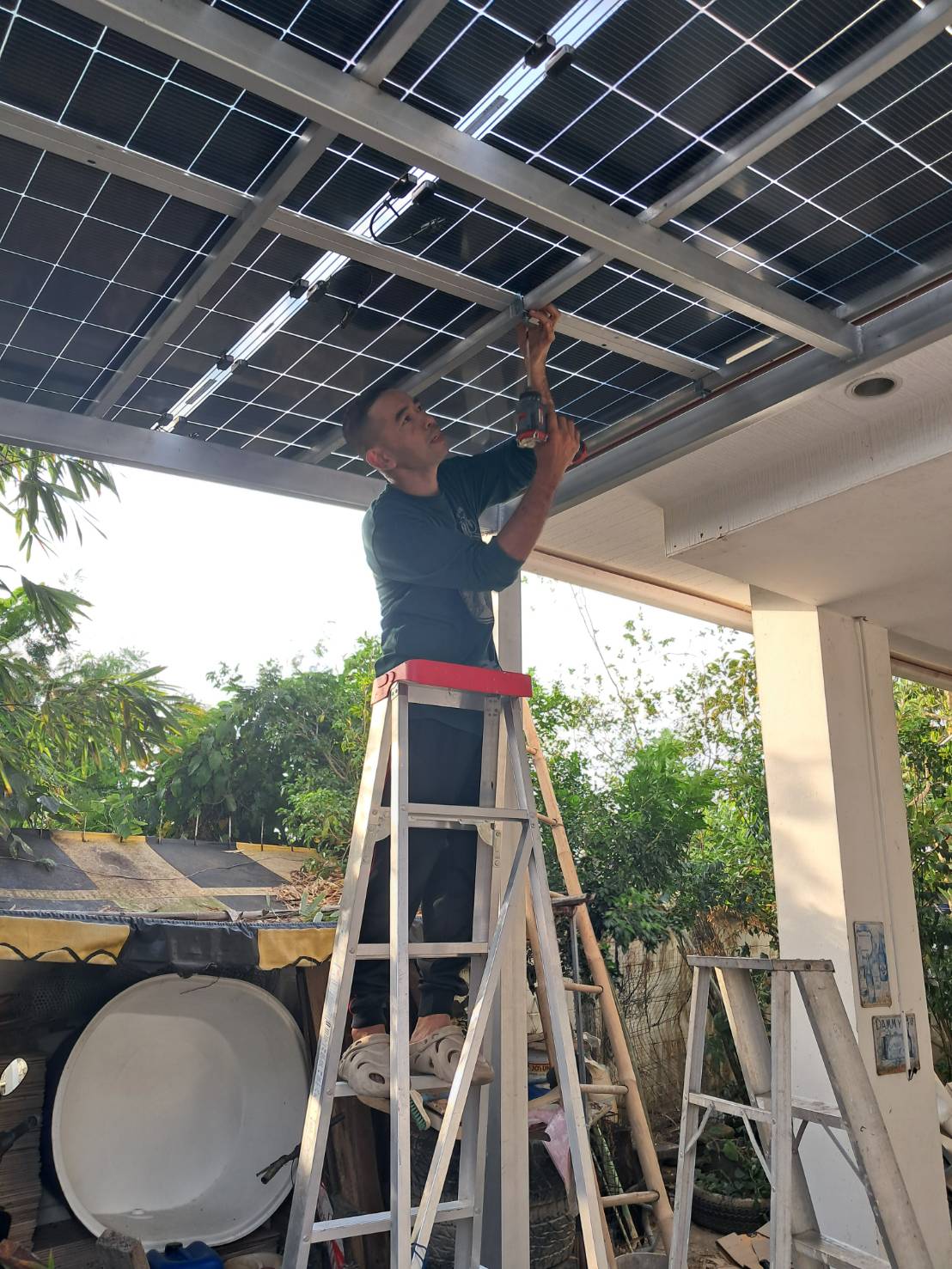 ระบบโซล่าเซลล์ (Solar Cell System) - ติดตั้ง Solar Rooftop