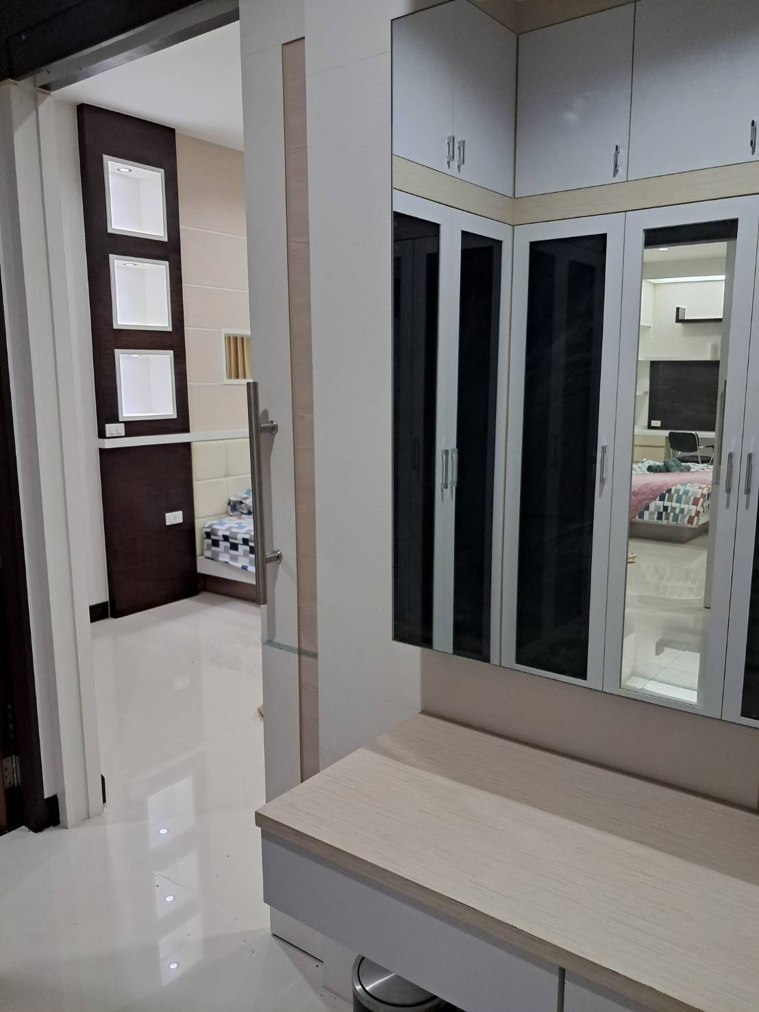 Bedroom 1 overview with air conditioning